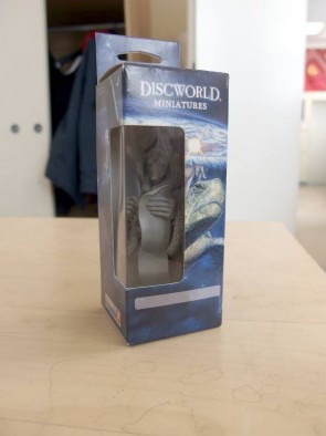 Discworld Bust Box