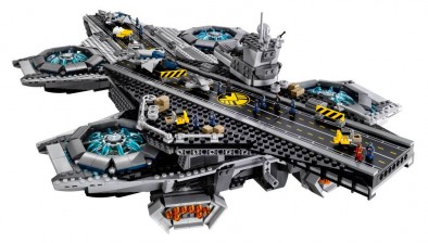 Lego Helicarrier (Alt)