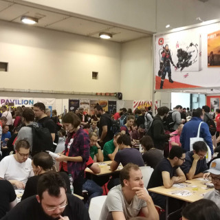 A Packed Friday Continues As The Gamers Flood In