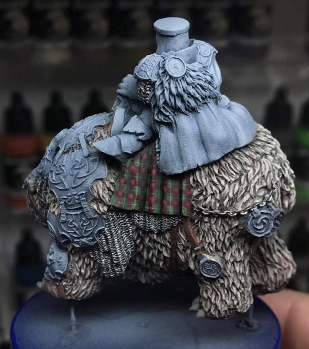 Nothing's cooler than a dwarf on a bear!