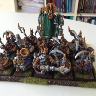 Dwarves; a speedpainted army done in three days by a friend (the owner) and myself