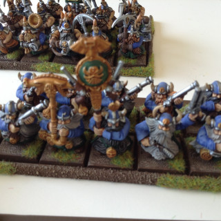 Dwarves; a speedpainted army done in three days by a friend (the owner) and myself