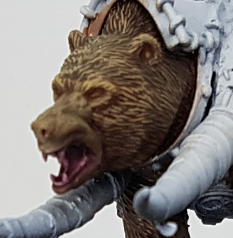 GW Carroburg Crimson wash to colour the mouth