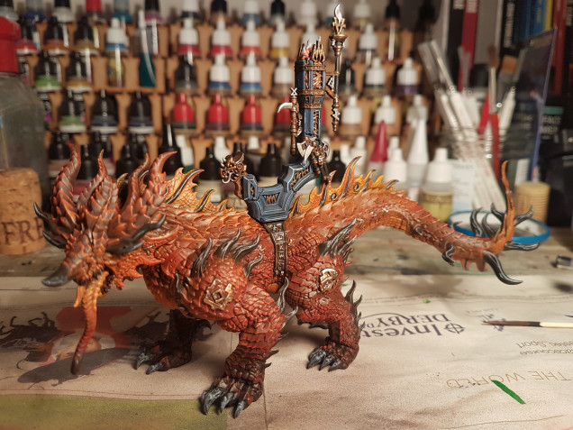 Having added the throne onto the Magmadroth, I am quite pleased how this has turned out so far. Onto the rider and then the base.