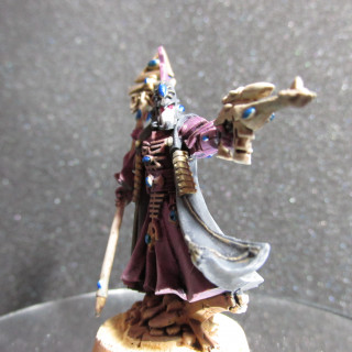 Eldar WhatsHisFaceWithAStaffAndPistol (Farseer with Staff)