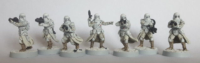 Having decided on the colours and ironing out my process for these guys, I finally managed to sit down and finish the first unit of Snowtroopers. Will put up a painting guide when I do the 2nd unit :)