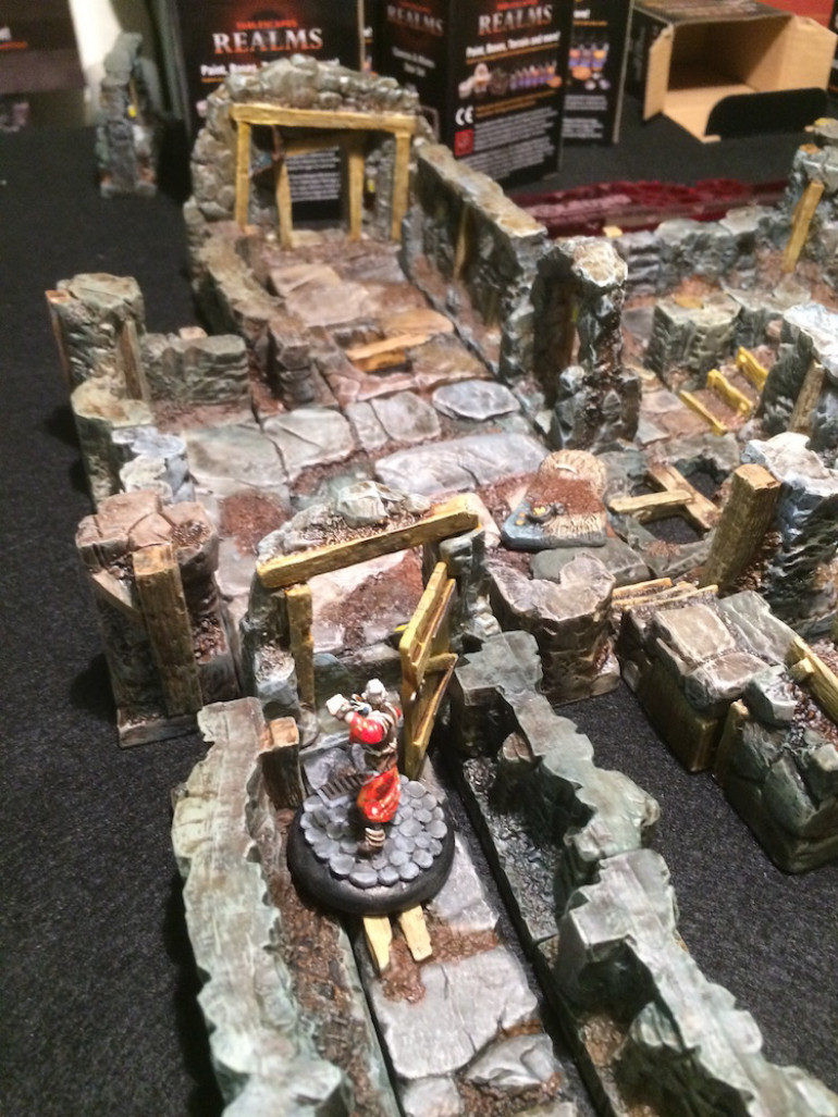 Xen moves through the lower level to secure an apparently forgotten objective.