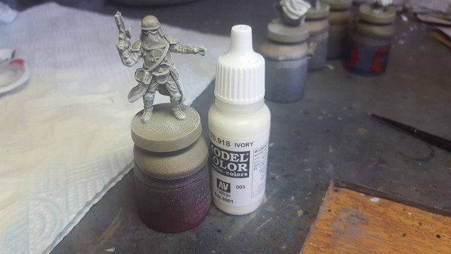 Stage 3 - Drybrush with Vallejo Model Colour Ivory