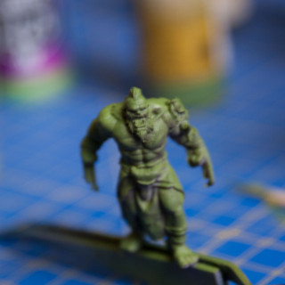 Avoiding common airbrushing problems - and an Orc!!