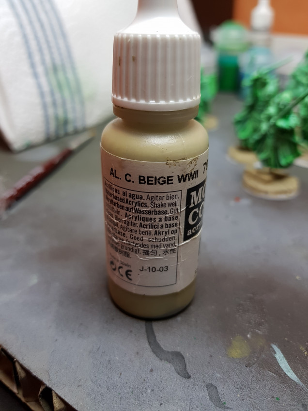 First basecoat - Vallejo Model Colour German Camo Beige