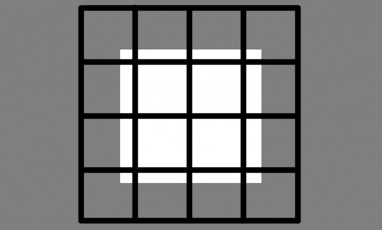 Control of the centre revolves around these nine points which makes the additional X and Diamond lines super important to the Alquerque board. So let's look at what the additional lines do to this 3x3 'high-ground'.