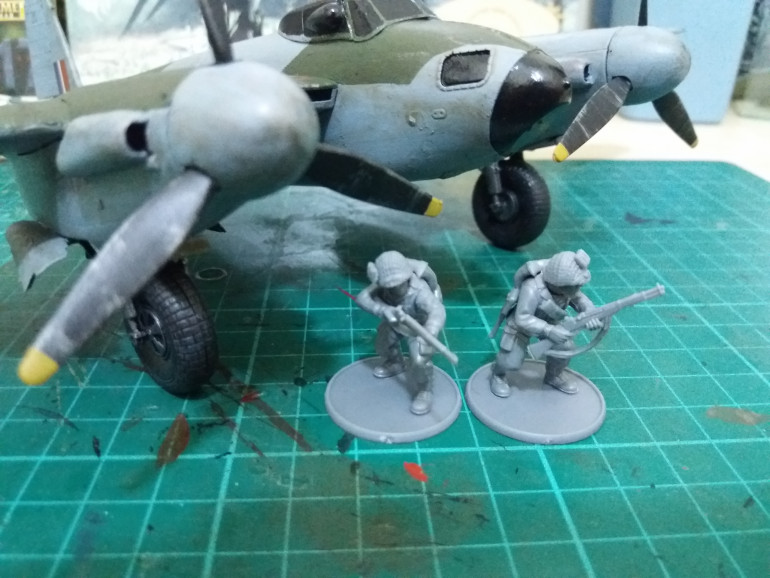 Size comparrison with some Bolt Action US Airbourne, the 1/48 definitely works. I'm really please with how it's turned out. Now to plan the next part of this themed terrain....