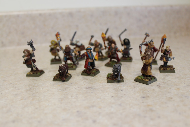 So oddly enough my gaming group has discussed a new Mordheim campaign. So since these were nearby I decided to repair, retouch and base them just in case we do start playing again. All that remains is to dull the shine I am just waiting for the matte spray to arrive.