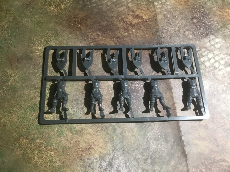 The body and shield sprue..... you'll note that none of the bodies look like they are about to 