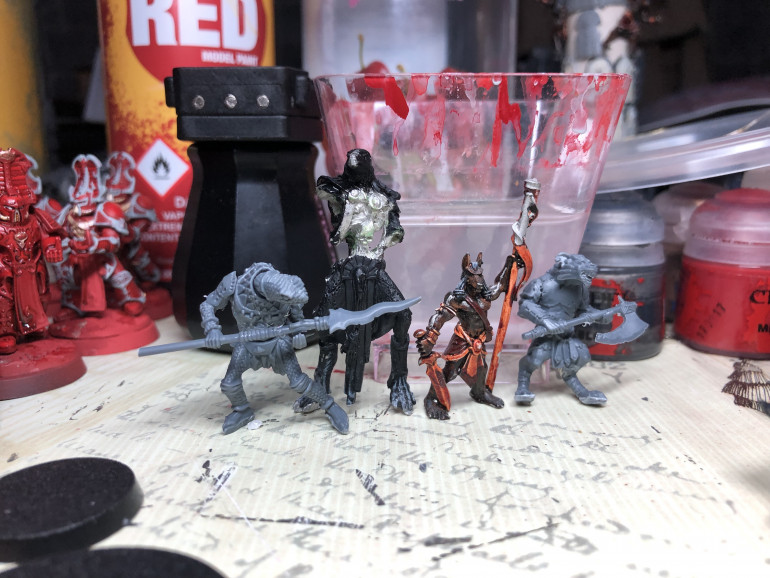 I also dig out three Tomb Kings’ Ushabti and some Wargods of Aegyptus minis I had lying around; here’s a comparison shot of all four types of mini.