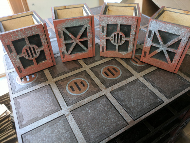 The last part was to paint up the construction cubes, one again nothing fancy, spray painted with the lighter metal colour and the bottom edge sprayed with the rust effect, as a final touch i just sponged on some weathering pigments and paints.