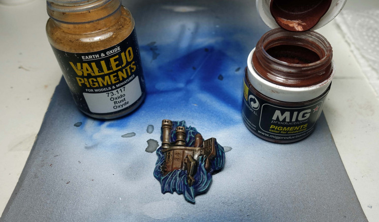 After using Vallejo Pigments Rust Oxyde and a bit more Mig Old Rust.