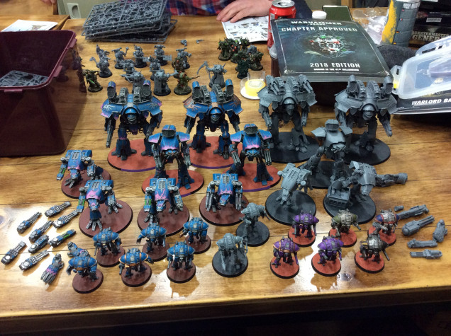 4 Warlords, 3 Reavers, 6 Warhounds, 12 Questoris Knights and 2 Cestus Knights.