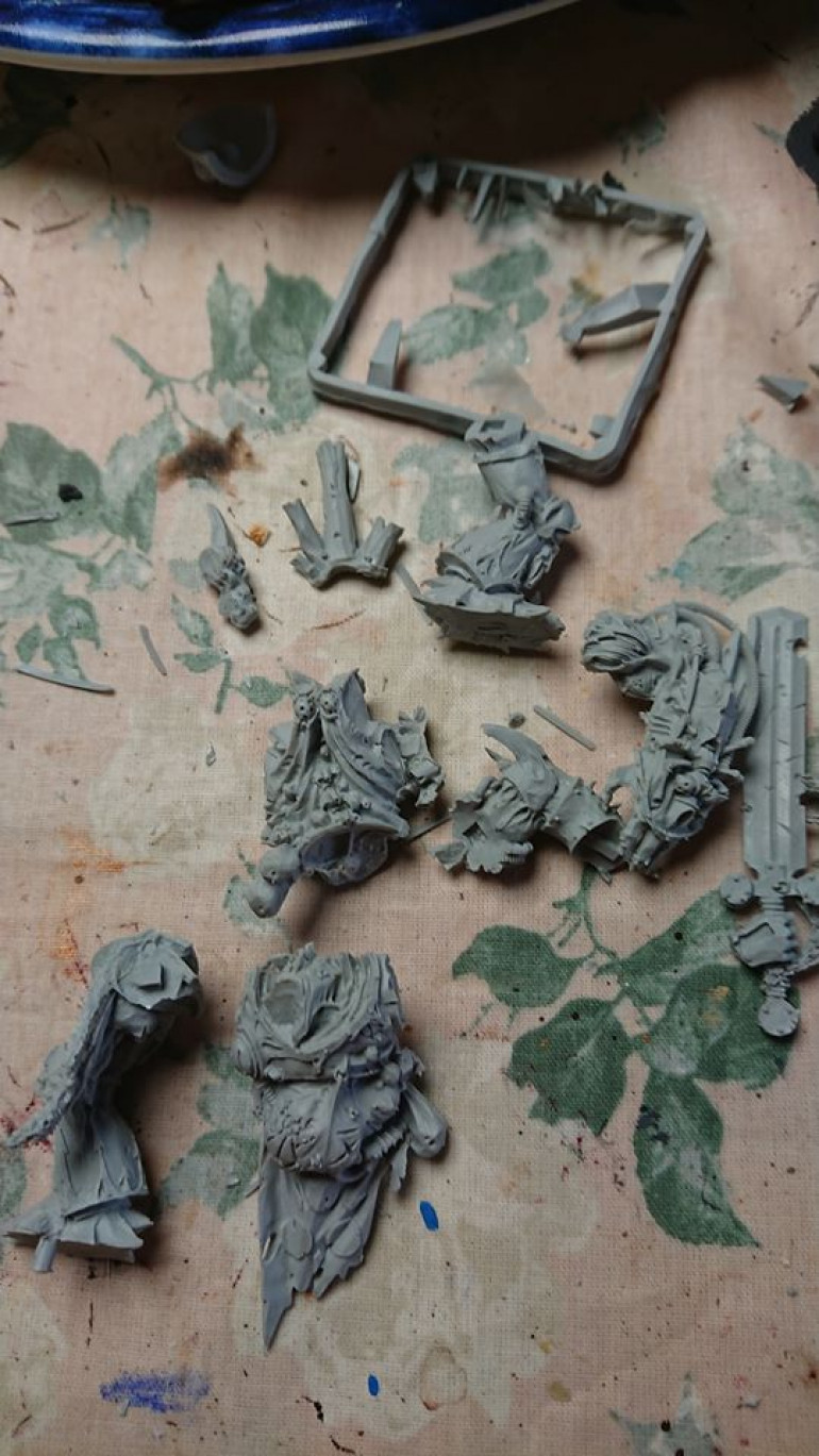 Nurgle Demon Prince in pieces