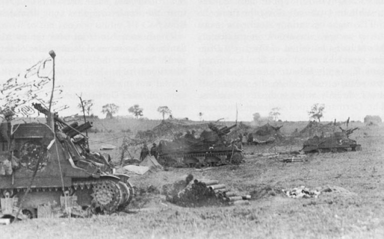 Artillery ready for the bombardment