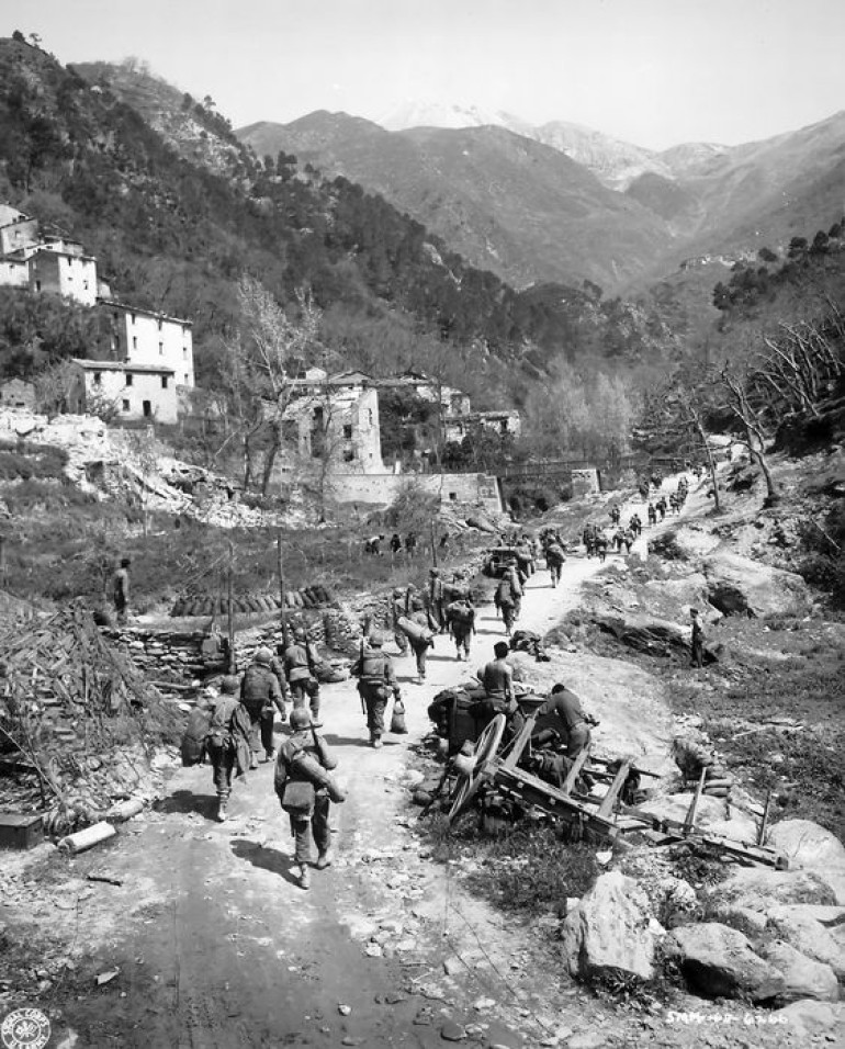 US 92nd Infantry (Buffalo Soldiers) in Tuscany, 1944