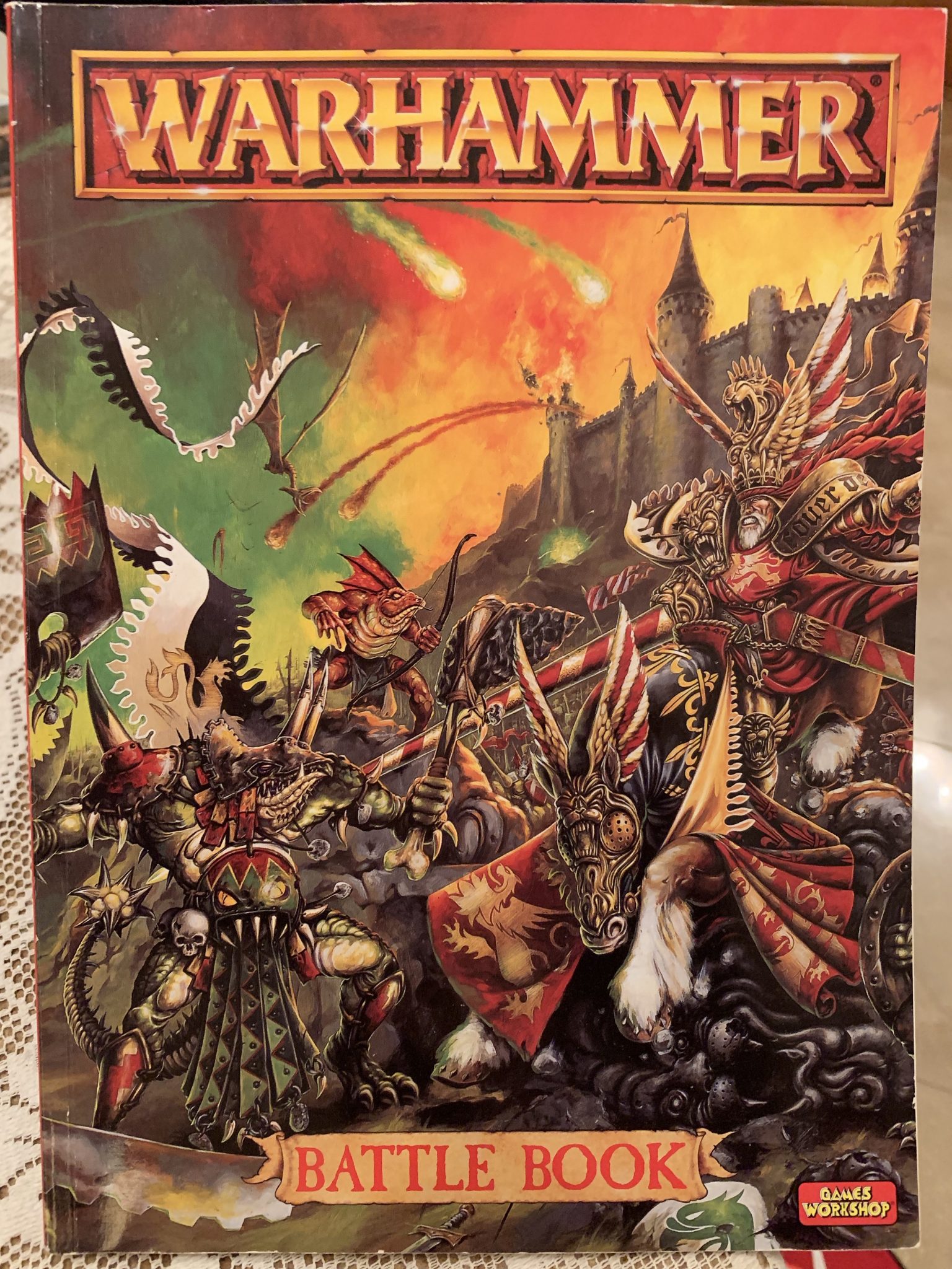 Battle book. Warhammer Fantasy Battles Rulebook. Книги вархаммер фэнтези. Warhammer Fantasy Battles book. 5 Edition Warhammer Fantasy.