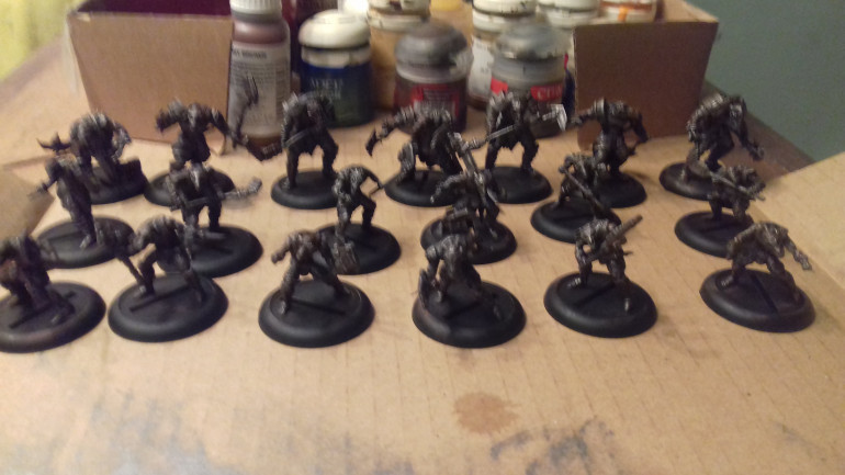 With a drybrush of GW Bolt Gun Metal. Next I will be basecoating the flesh a deep red brown and the skulls and claws bone colour. Followed by the various rags then it will be a wash of either GW Agrax Earthshade or Army Painter Strong Tone and finally highlights.