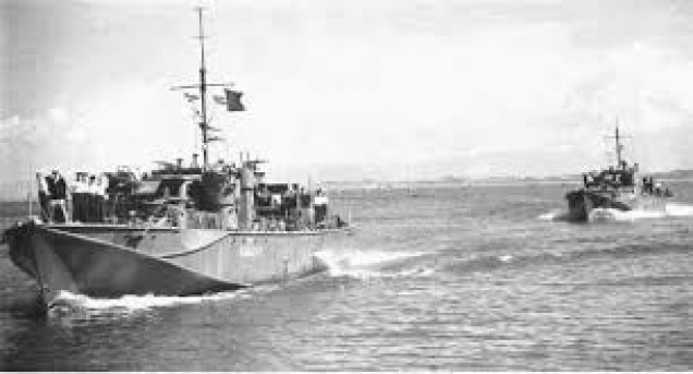 The 1st Dogboat Gunboats on the way to the Med