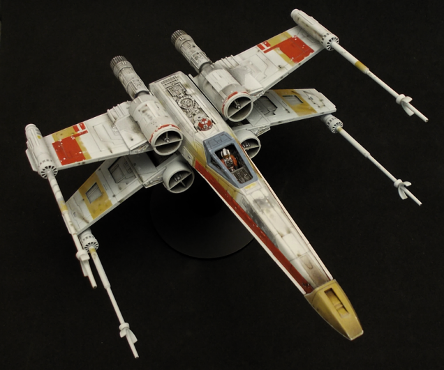 Red 2 X-wing model in 1/72 scale from Bandai - Part 3