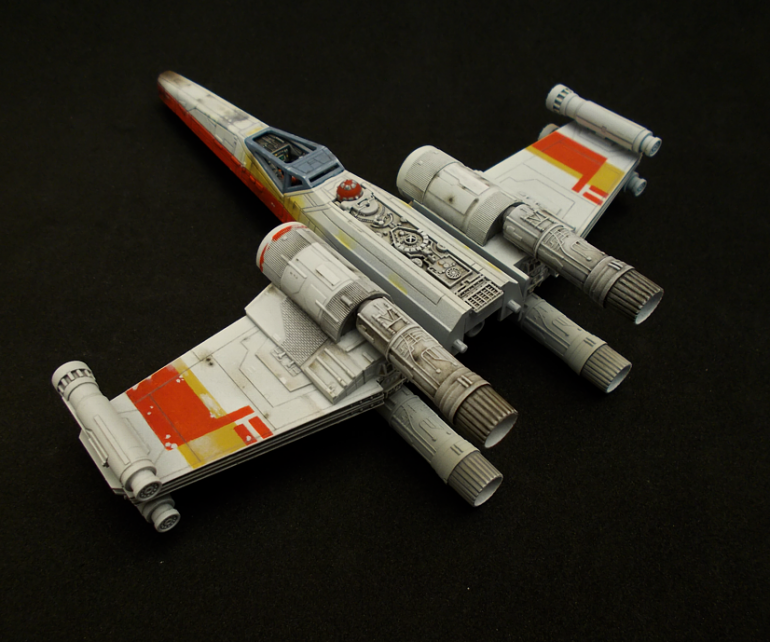 Red 2 X-wing model in 1/72 scale from Bandai - Part 2