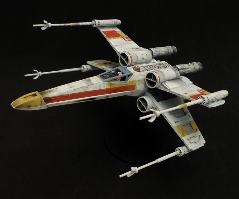 Red 2 X-wing model in 1/72 scale from Bandai - Part 3