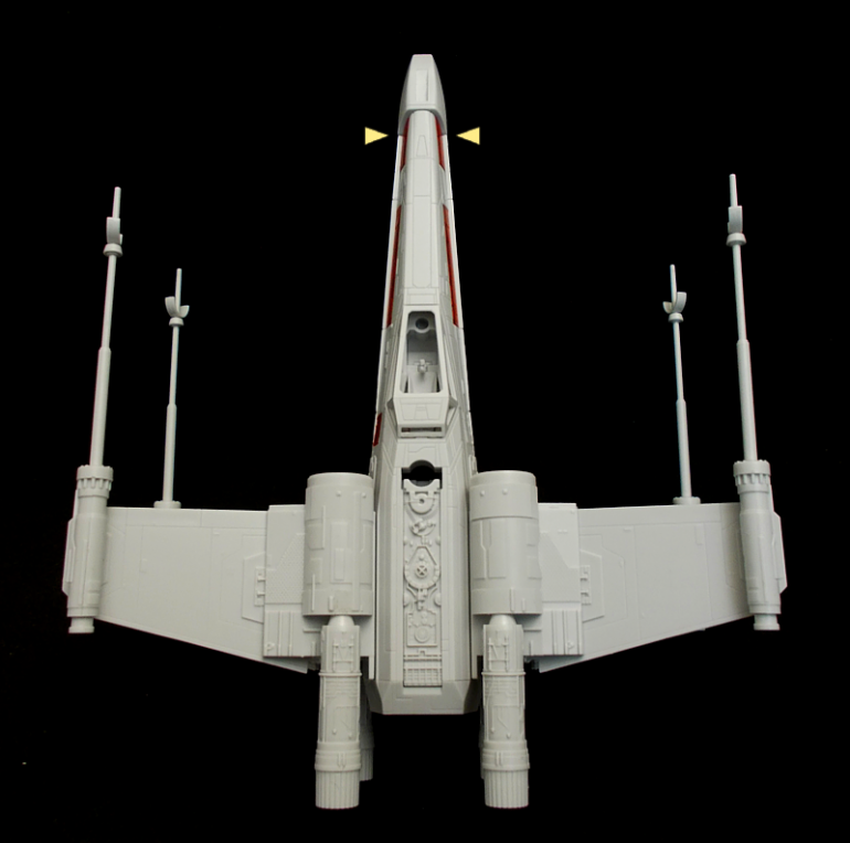 Red 2 X-wing model in 1/72 scale from Bandai - Part 1