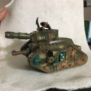 Leman Russ Battle Tank: heavy weathering