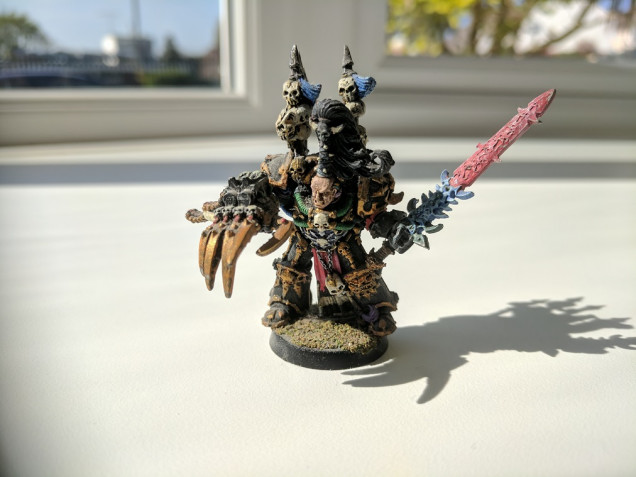 Spring Clean challenge finished, lets look back at the old model and see just how much Abaddon has been changed, A poor 20 year old paint job, a fairly generic static pose, a tiny base that had no character and could barely keep the chaos lord standing...