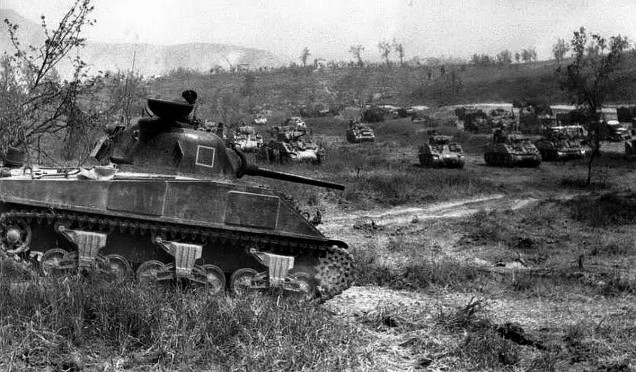 6th Armoured Division, part of British XIII Corps, gathered before the assault is launched