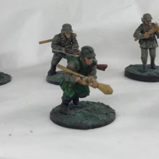 Spotted/snipers and panzerfaust