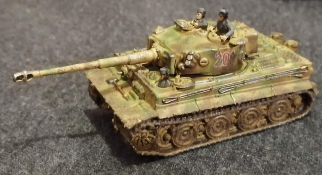 Here's the platoon command Tiger. As usual, the platoon command drives around constantly unbuttoned