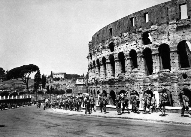 US Forces at the famous Colosseum