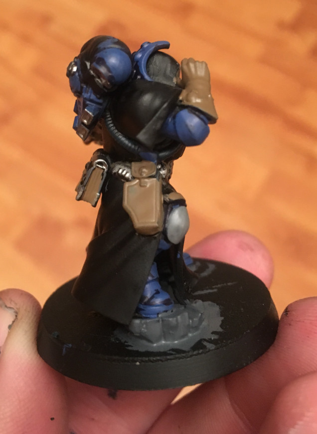 Leadelcher on the pistol, gilding on the book, vents on the shoulder pad and keys