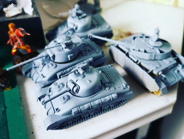 The remaining armour waiting to be painted