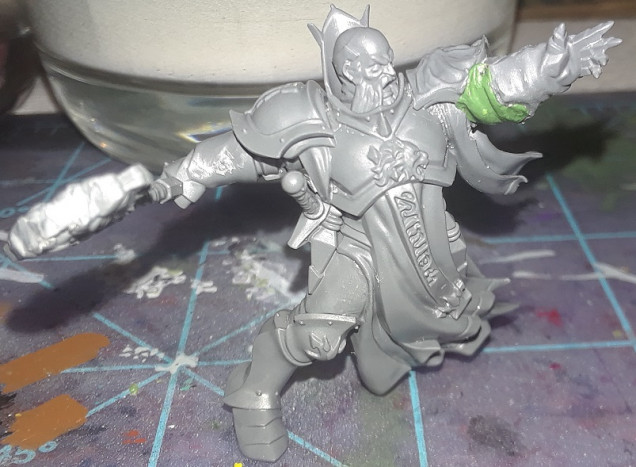My second Evocator conversion with green stuff in the arm.