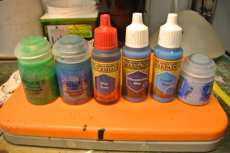 colors used for the blue skin/scales