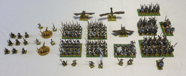 This is the complete High Elf army I collected and painted more than 14 years ago. Some of the changes described in the entries above, were already made when this photo was made.