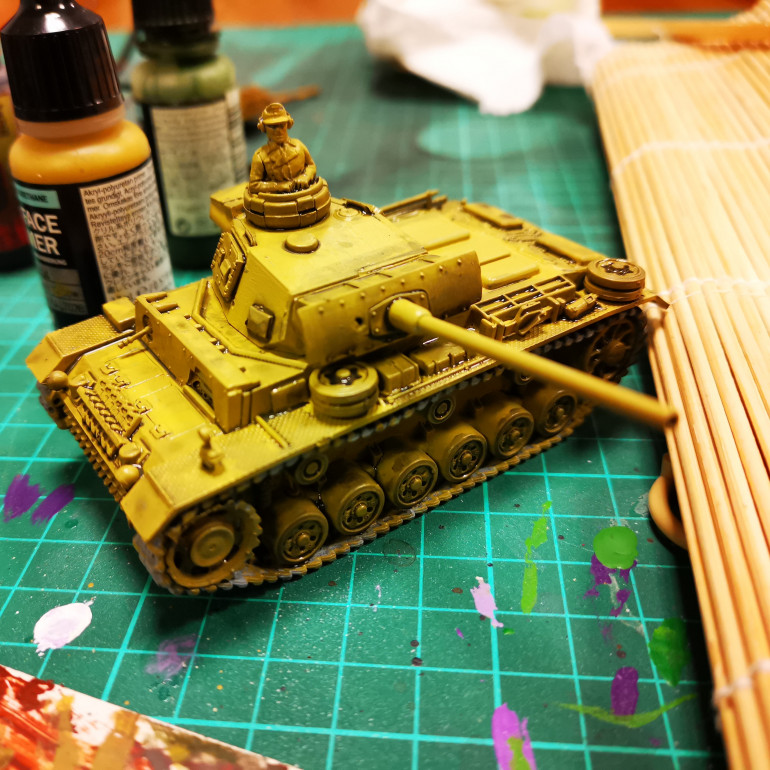 Built and started painting a Panzer lll tank