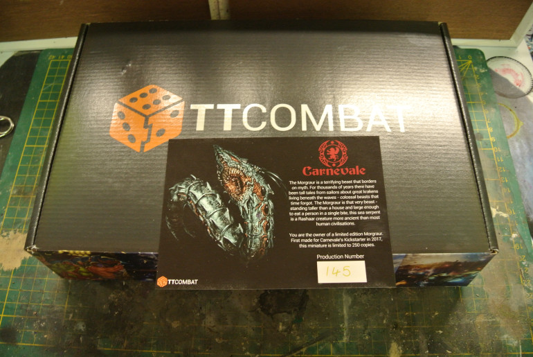 Nice box with beautiful art