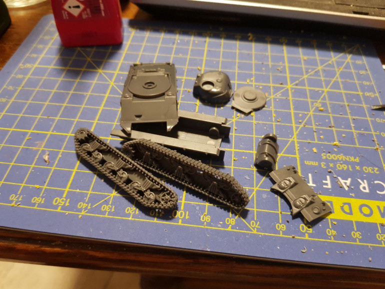 Socializing night buuut quick hobby minutes!