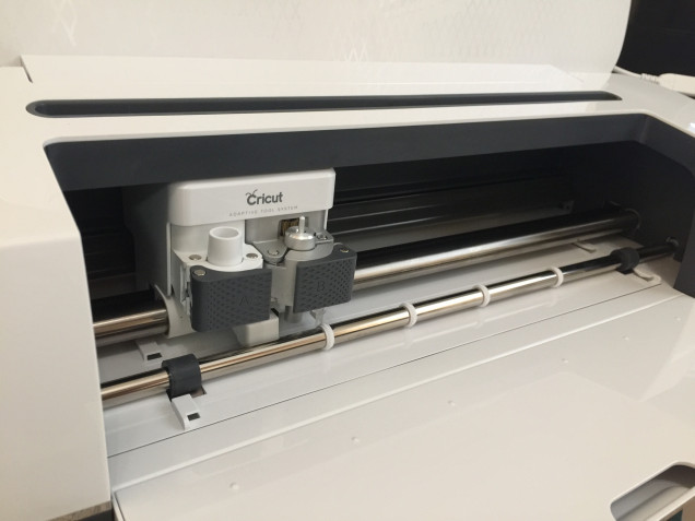 The business end of the Cricut Maker