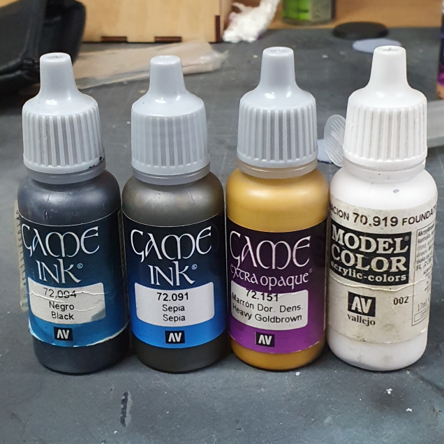 These are the only paints I am going to use 2 paints 2 inks. 