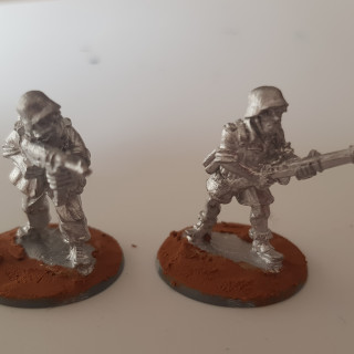 1st squad decided to use metal minis