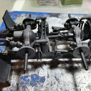 Another axle and some brakes.